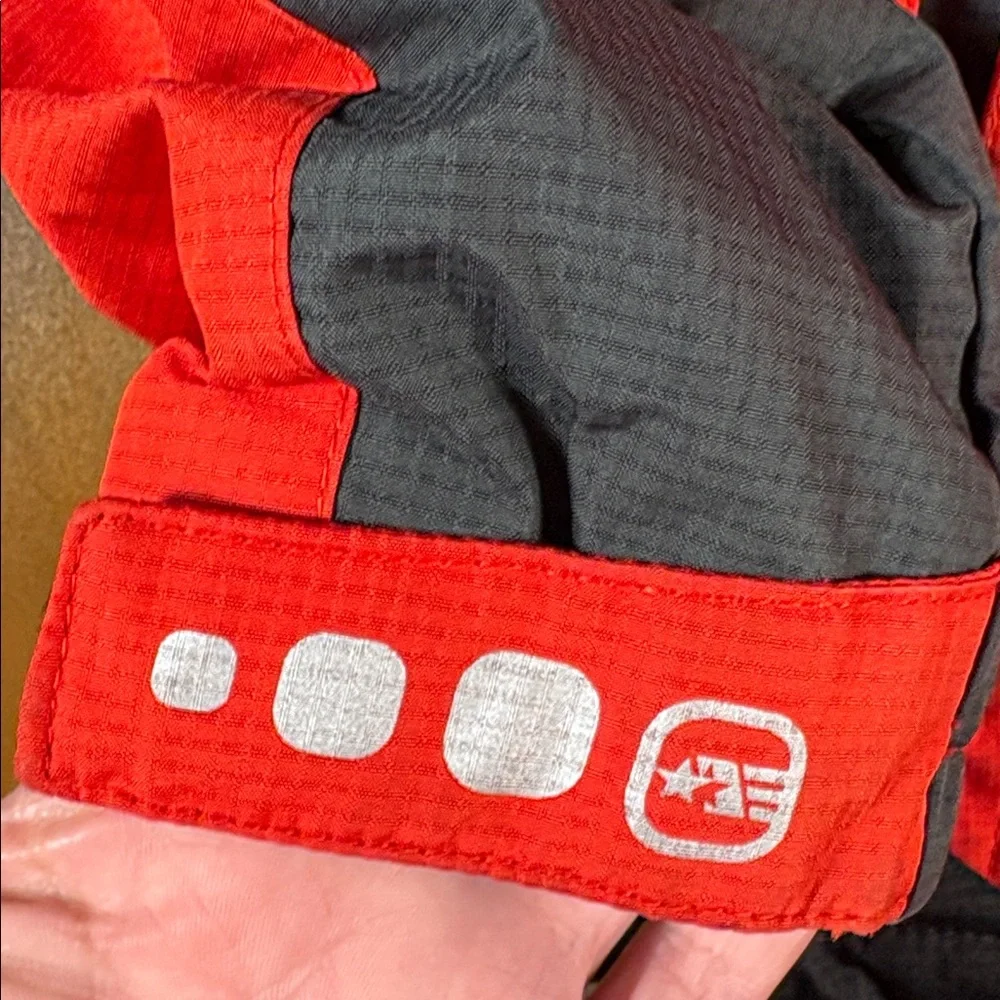 Free Country bold red